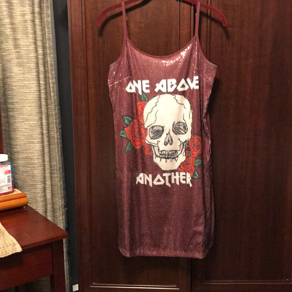 Sequin graphic tank top dress
